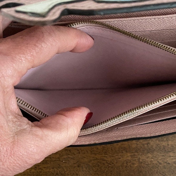 Limited Edition Louis Vuitton Sarah Epi Leather Wallet W/Birds Appliqués w/COA - Picture 13 of 15